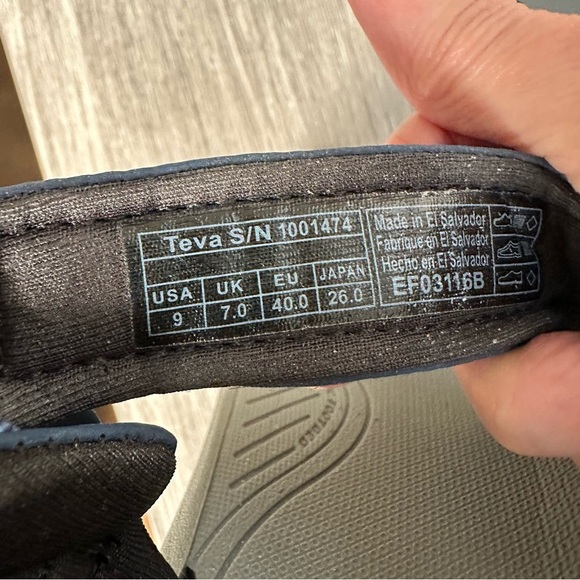 Teva Terra Fi Lite Blue Multi Print Strappy Water Trail
Hiking Sandal 9 - Picture 5 of 6